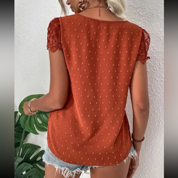 Last few rust Swiss dot blouse - Picture 3 of 5